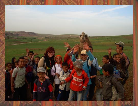 Enfants et dromadaire